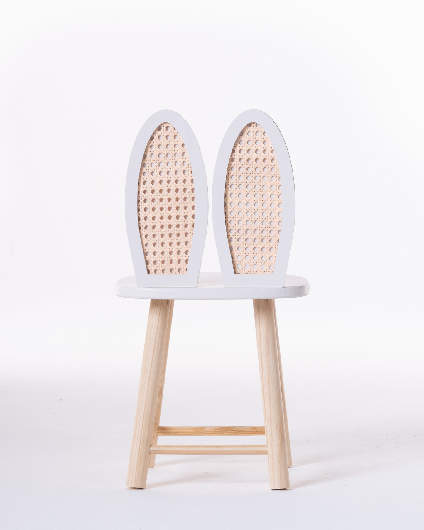 Cadeira Infantil Coelho Off White - Coleção 1 (70% OFF)