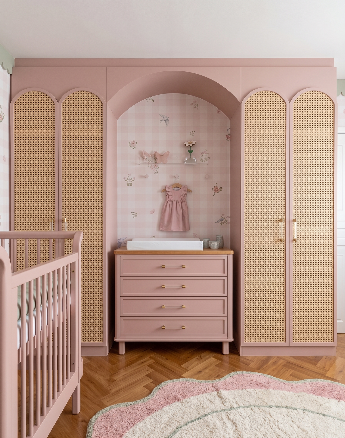 Cômoda Soho · Rosa