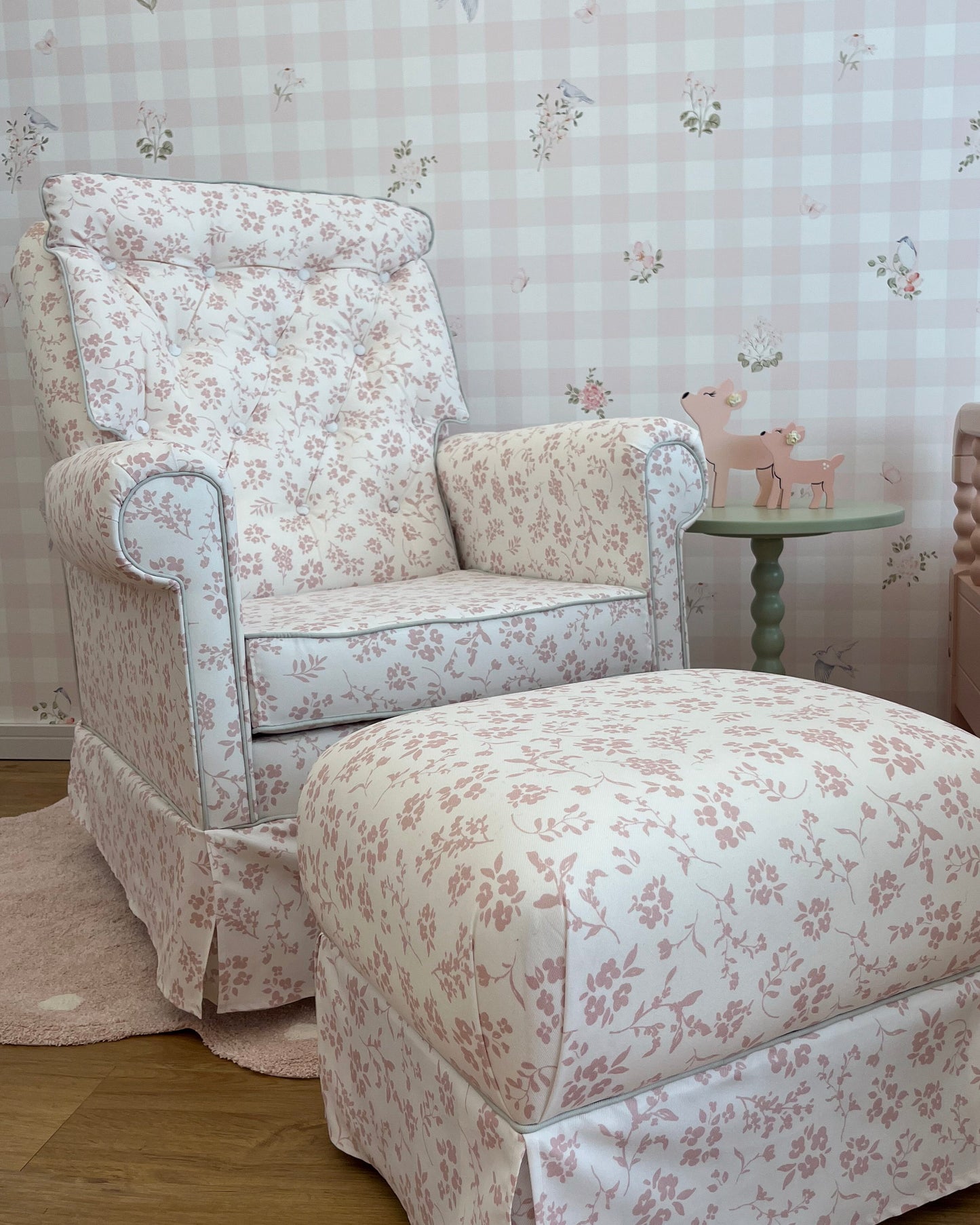 Poltrona Floral Nina Sarja Tratada