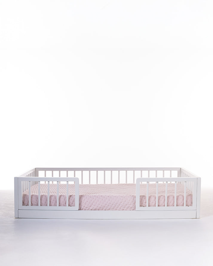 Cama Montessori - Saída Central Off white