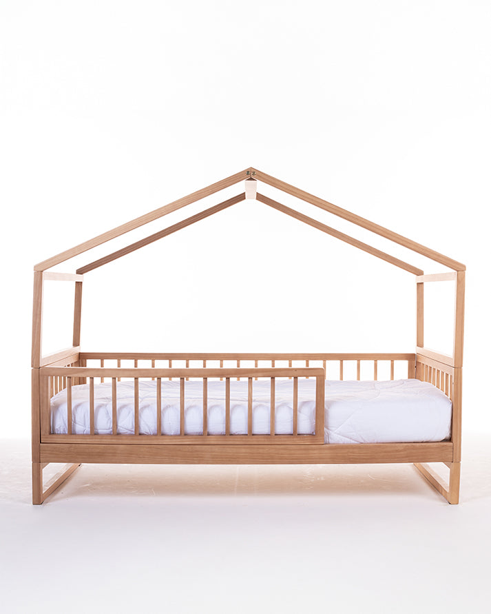 House Bed - Side Exit