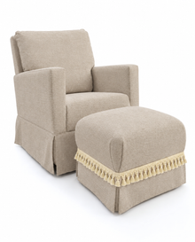 Poltrona Pluma Linho Prime Fendi Claro + Puff