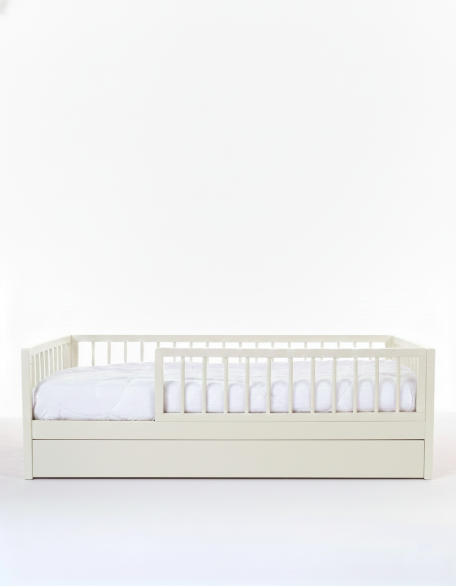 Cama Montessori - Saída Lateral com Auxiliar