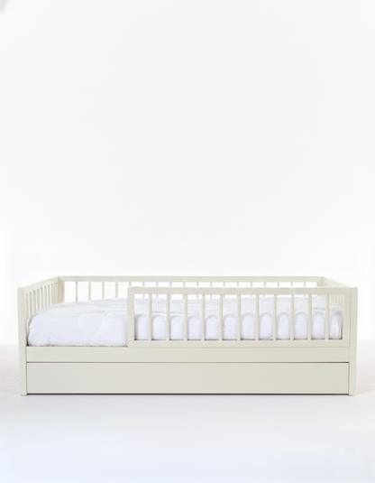 Cama Montessori - Saída Lateral com Auxiliar