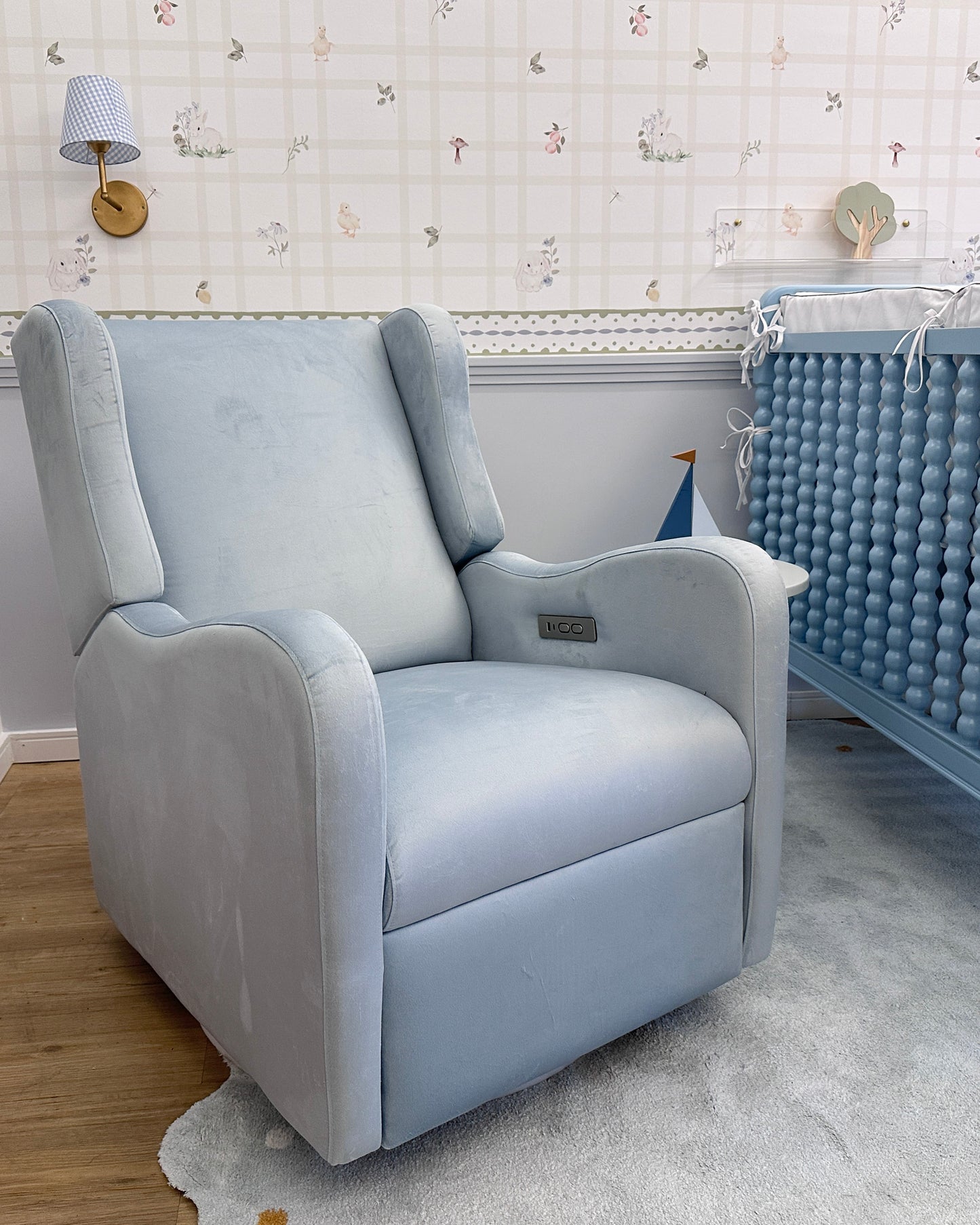 Poltrona Comfy - Veludo Azul Acinzentado