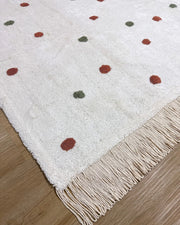 Tapete Lavável de Algodão Bolinhas Boho com Franja
