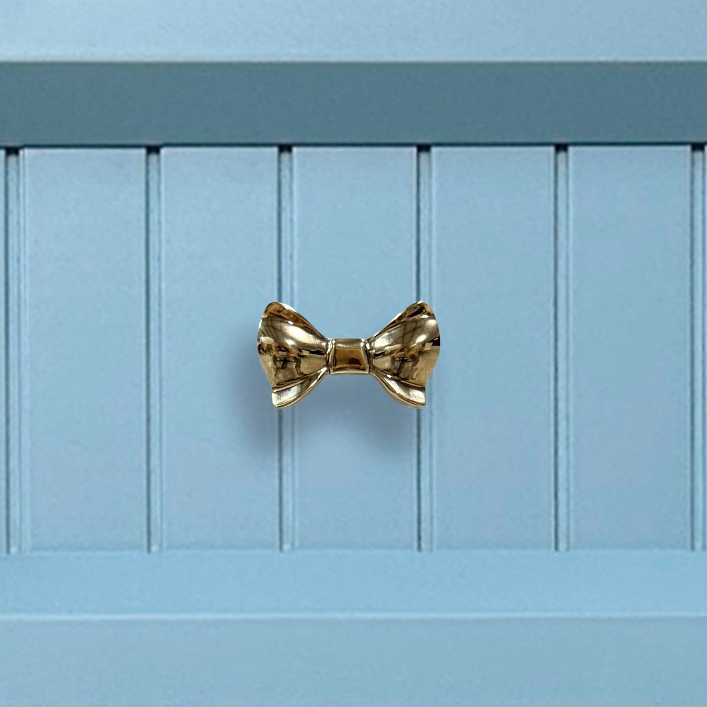 Poem Blue Chest of Drawers